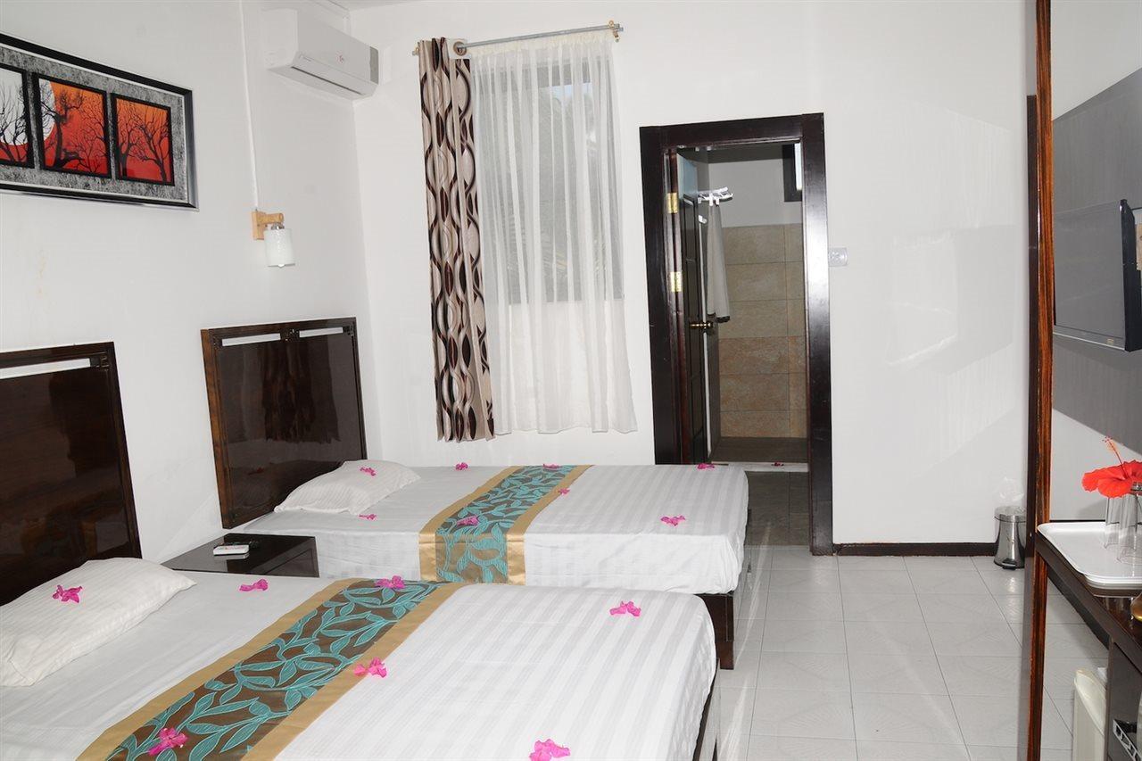 Flic-en-Flacq Manisa Hotel מראה חיצוני תמונה