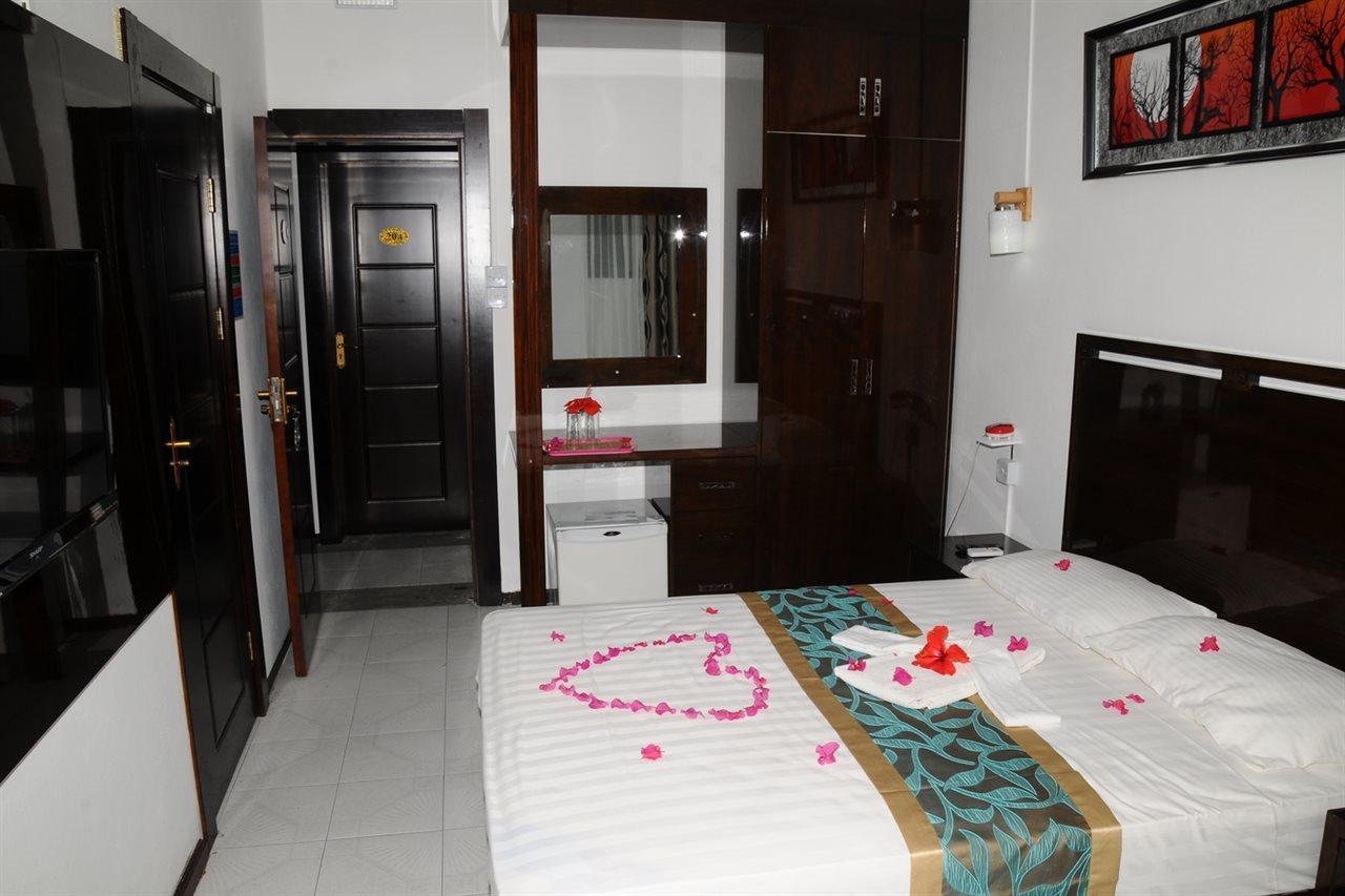 Flic-en-Flacq Manisa Hotel מראה חיצוני תמונה