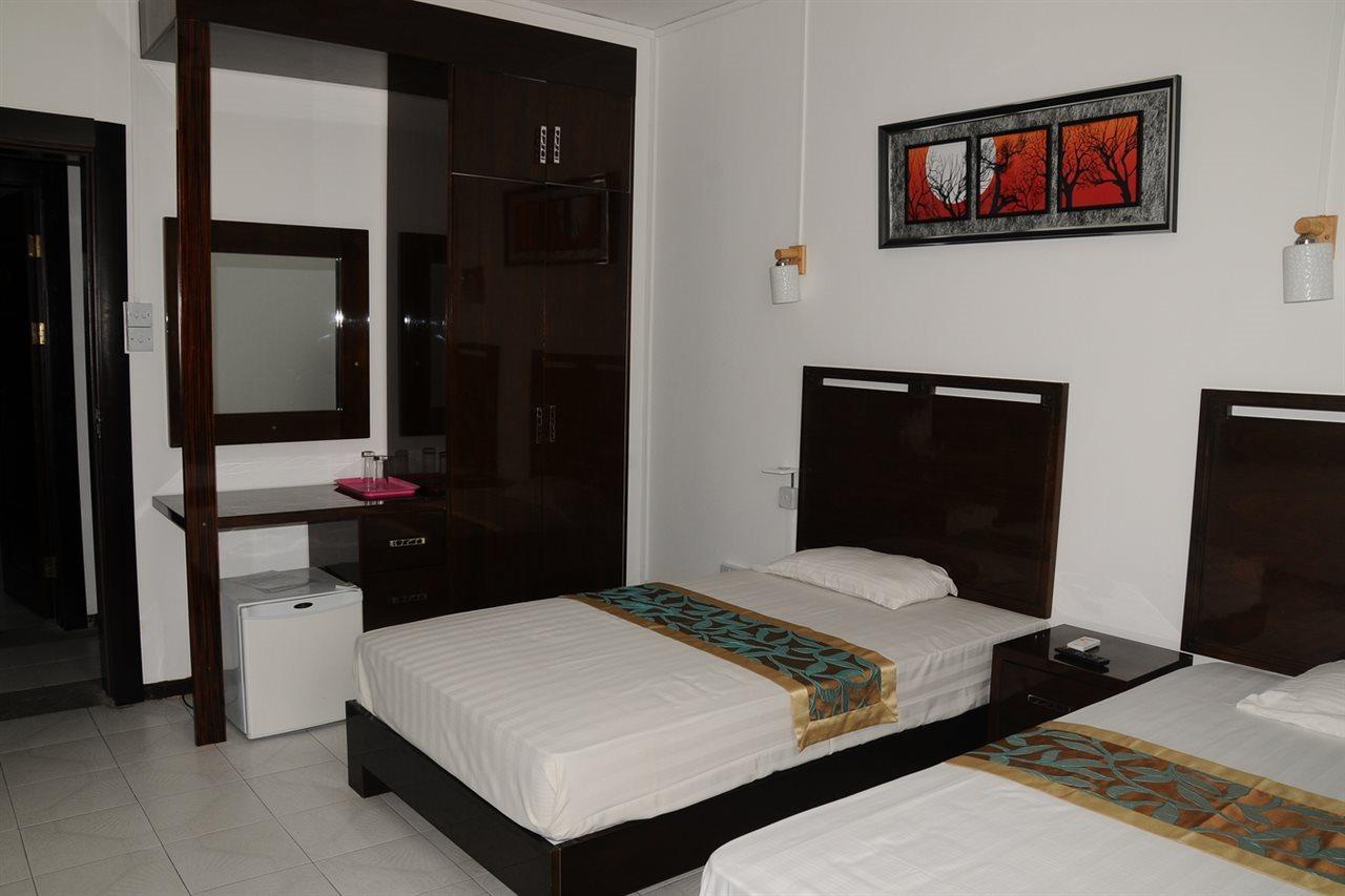 Flic-en-Flacq Manisa Hotel מראה חיצוני תמונה