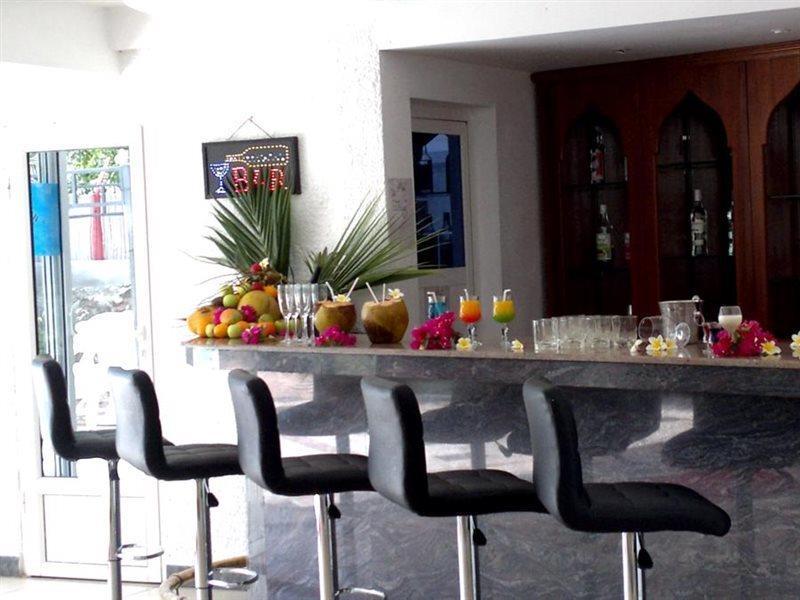 Flic-en-Flacq Manisa Hotel מראה חיצוני תמונה