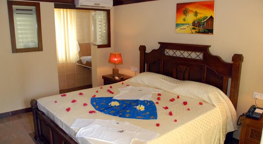 Flic-en-Flacq Manisa Hotel מראה חיצוני תמונה