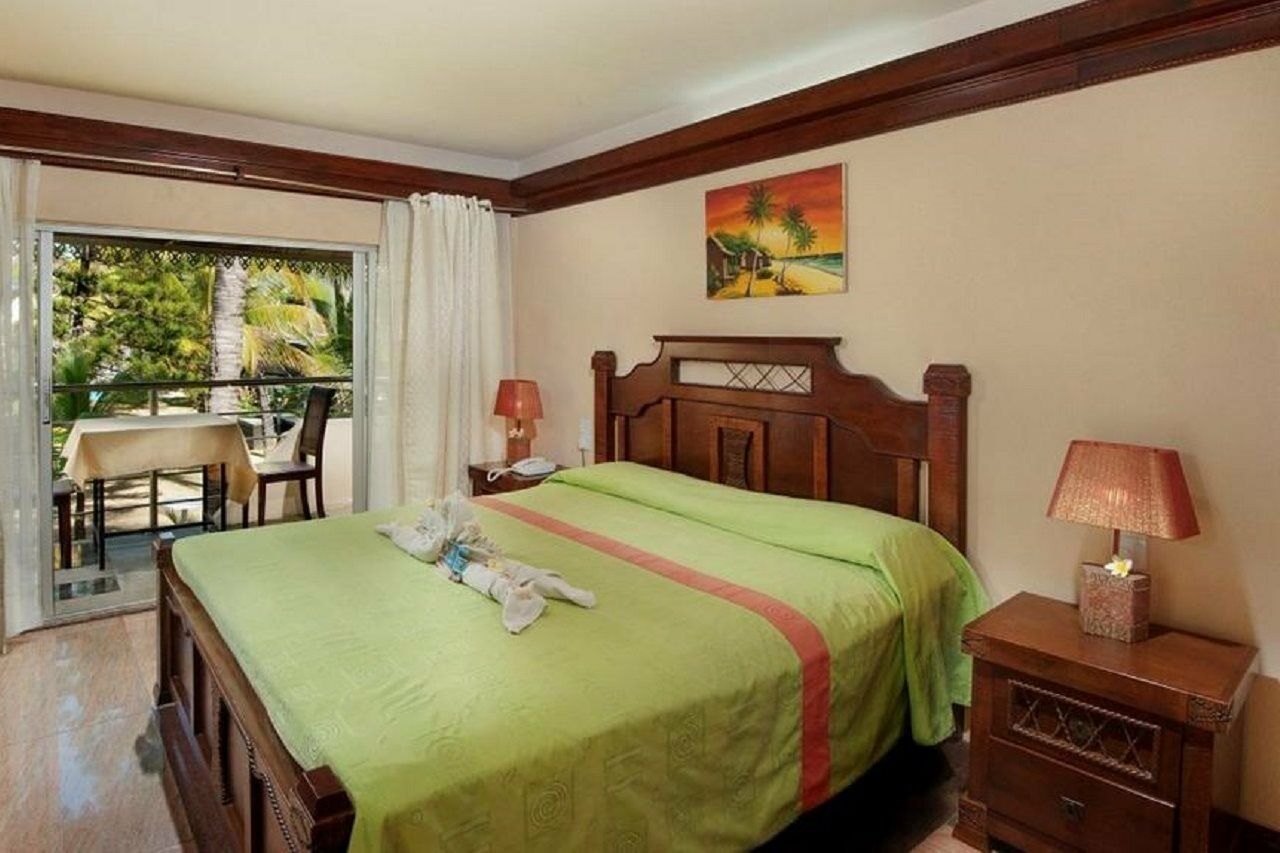 Flic-en-Flacq Manisa Hotel מראה חיצוני תמונה